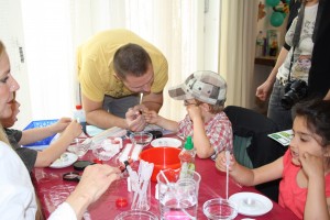 IMG_1832 mit Pipette und Farben